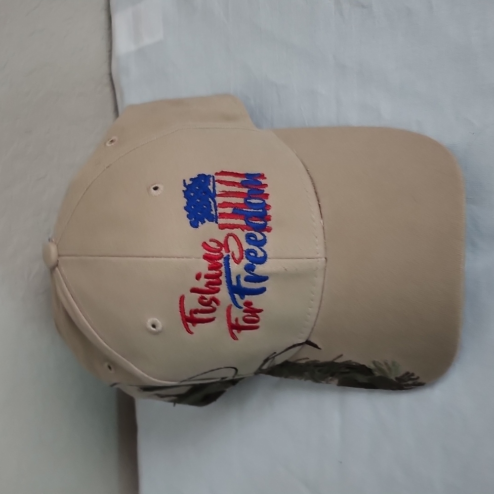 New Dri Duck Wildlife Series Walleye Hat